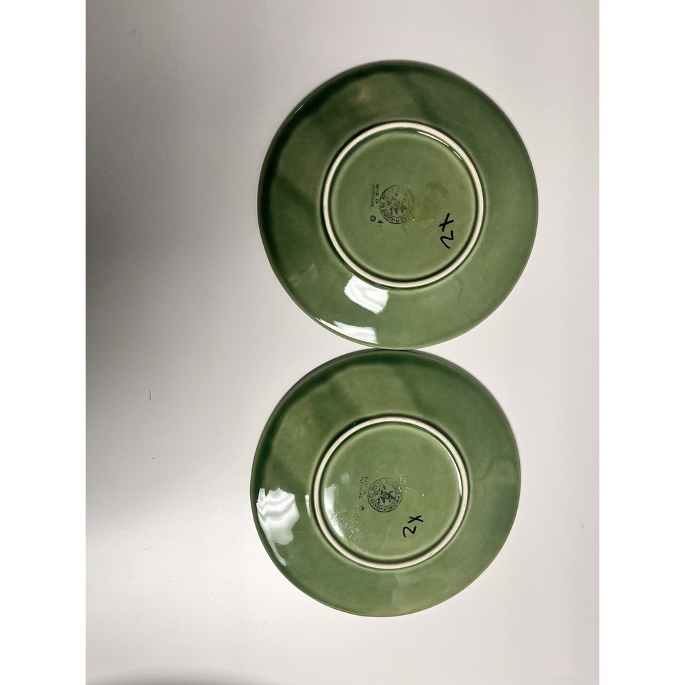 (2) Bordallo Pinhiero Green Christmas Holly Salad Plate 8" Leaves Border - Picture 7 of 8
